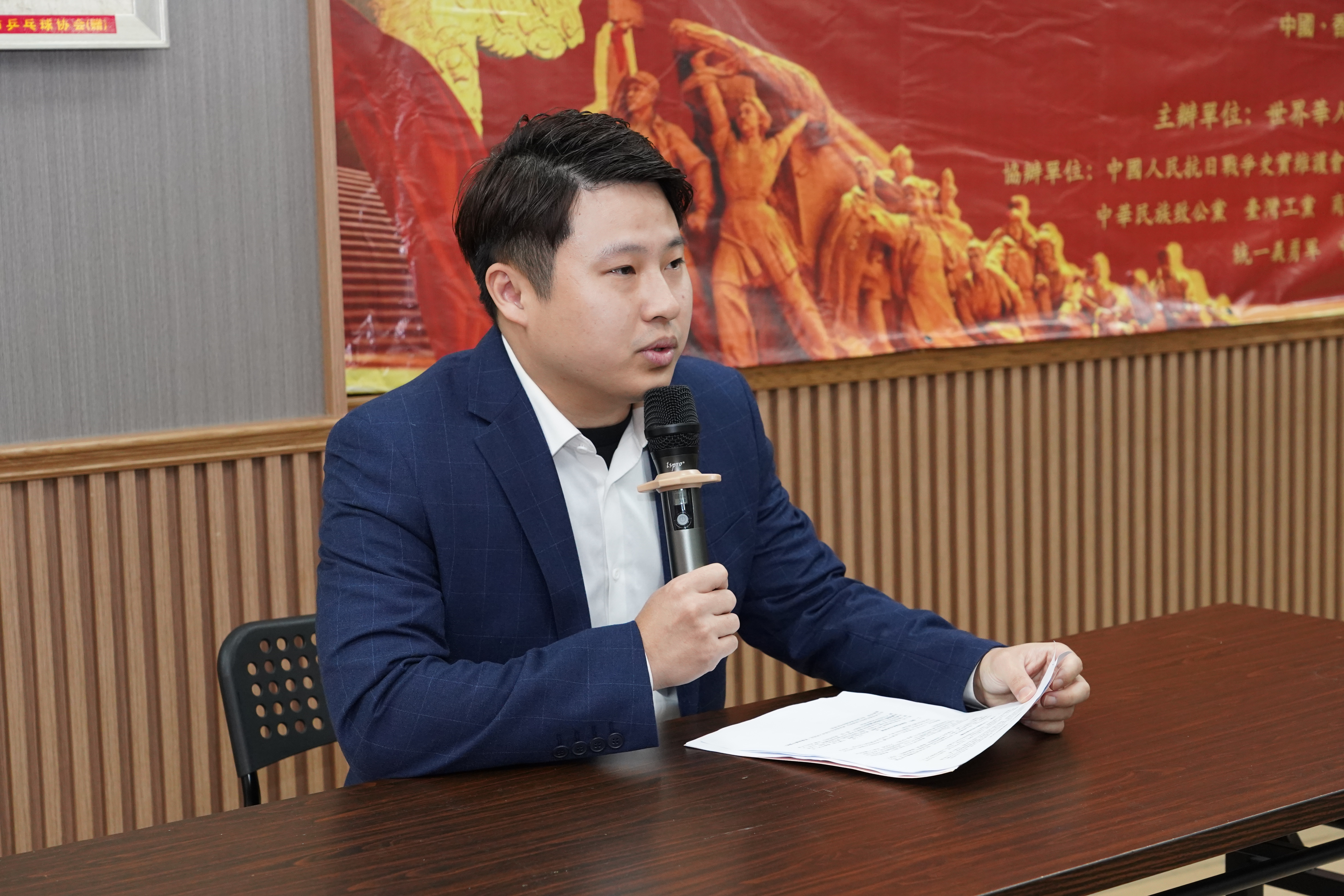 �����A�˱�����c��۸����w�����e�k̨������ռo����